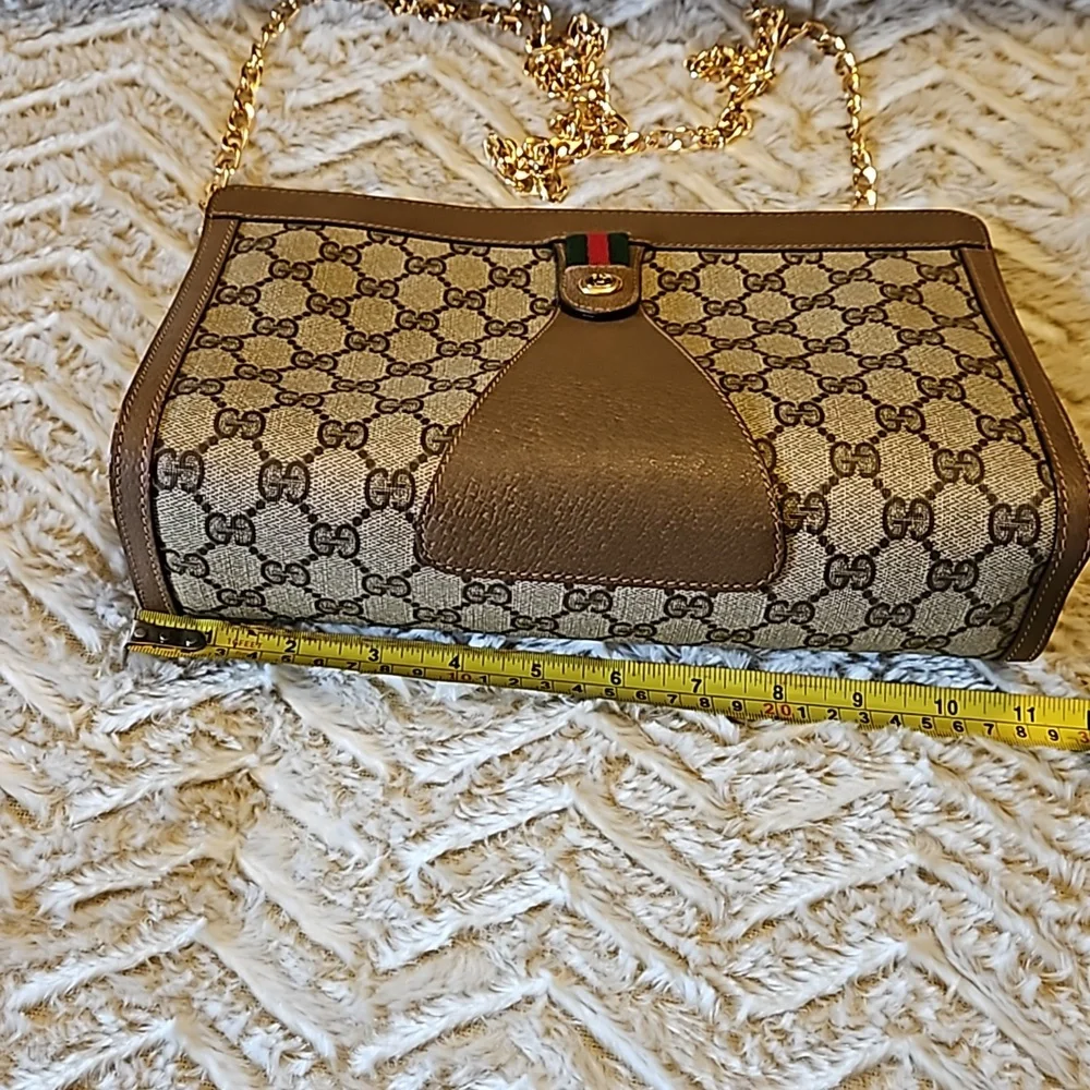 Gucci GG Sherry Line Clutch - Picture 13 of 16